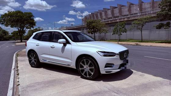 VOLVO XC60 2.0 T8 HYBRID INSCRIPTION AWD GEARTRONIC